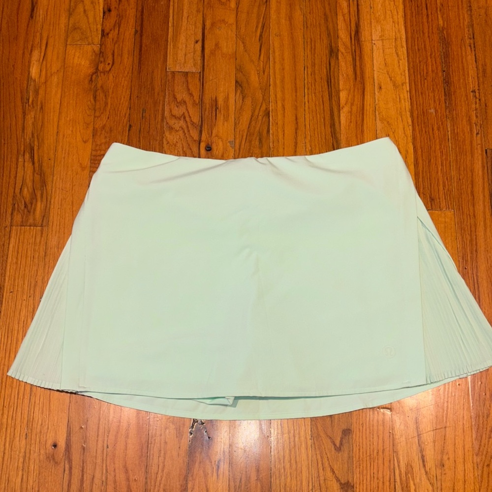 Lululemon Peek Pleat HR Tennis Skirt Sz 14